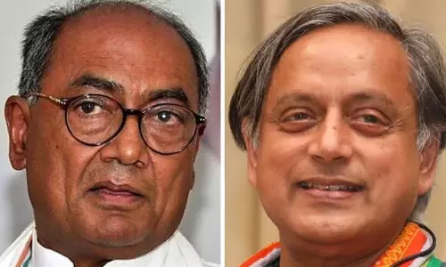 Shashi Tharoor backs Digvijaya Singh who praised RSS and Modi