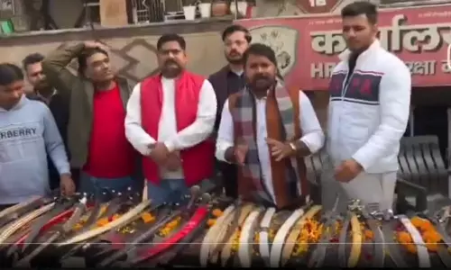 Hindutva extremists distribute swords to Uttar Pradesh houses Hindutva extremists distribute swords to Uttar Pradesh houses