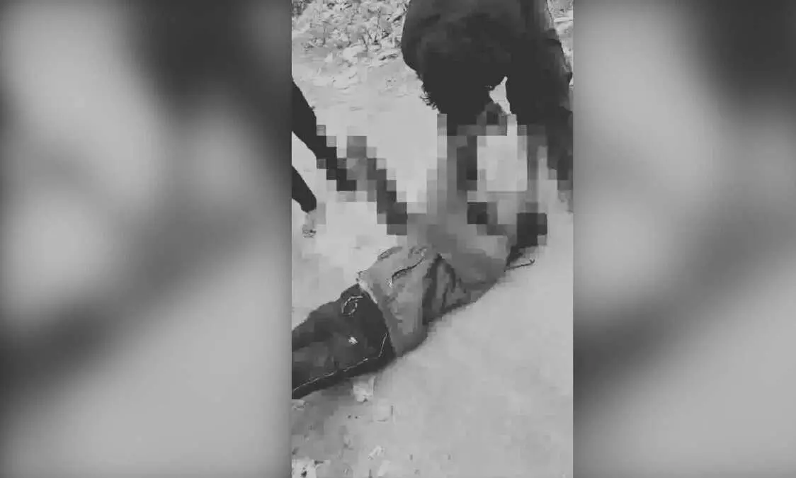 Bihar man assaulted after being mistaken for Bangladeshi immigrant; police launch probe Bihar man assaulted after being mistaken for Bangladeshi immigrant; police launch probe