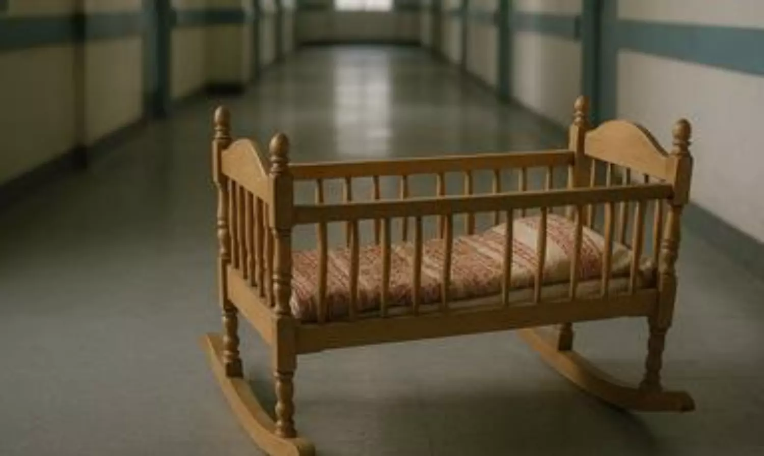 Woman goes into advanced labour; doctor delivers baby in car