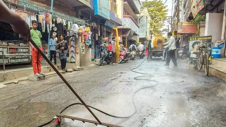 Indore water contamination: 20 new cases detected; over 9,000 screened Indore water contamination: 20 new cases detected; over 9,000 screened