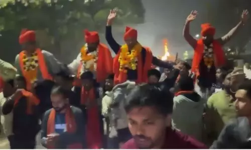 Bajrang Dal welcomes its members who vandalised Christmas decorations in Raipur