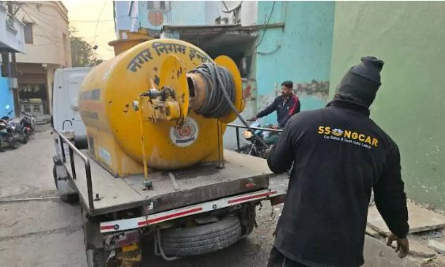 What does Indores water tragedy remind the country of?