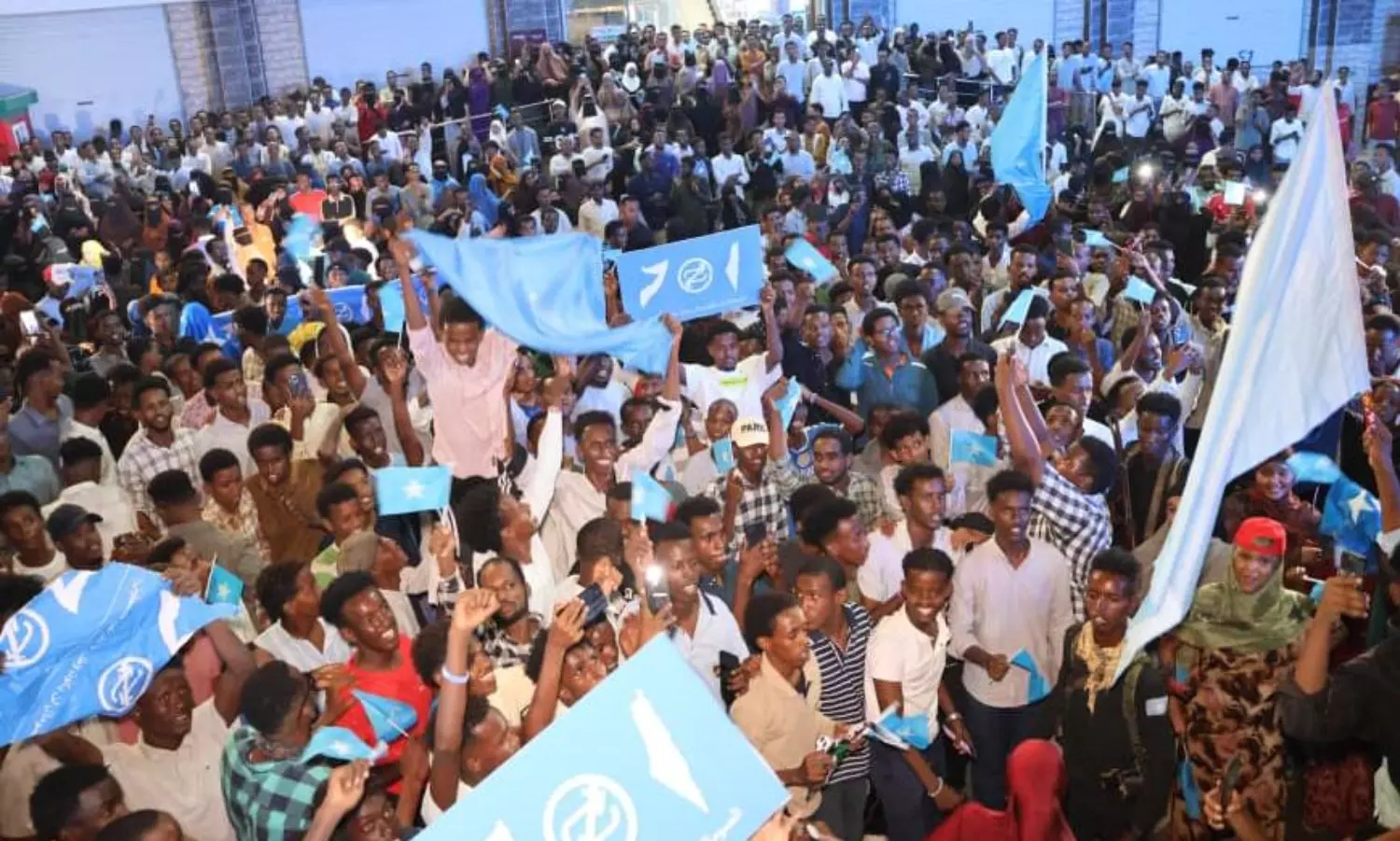 Hundreds in Somalia protest Israels recognition of Somaliland