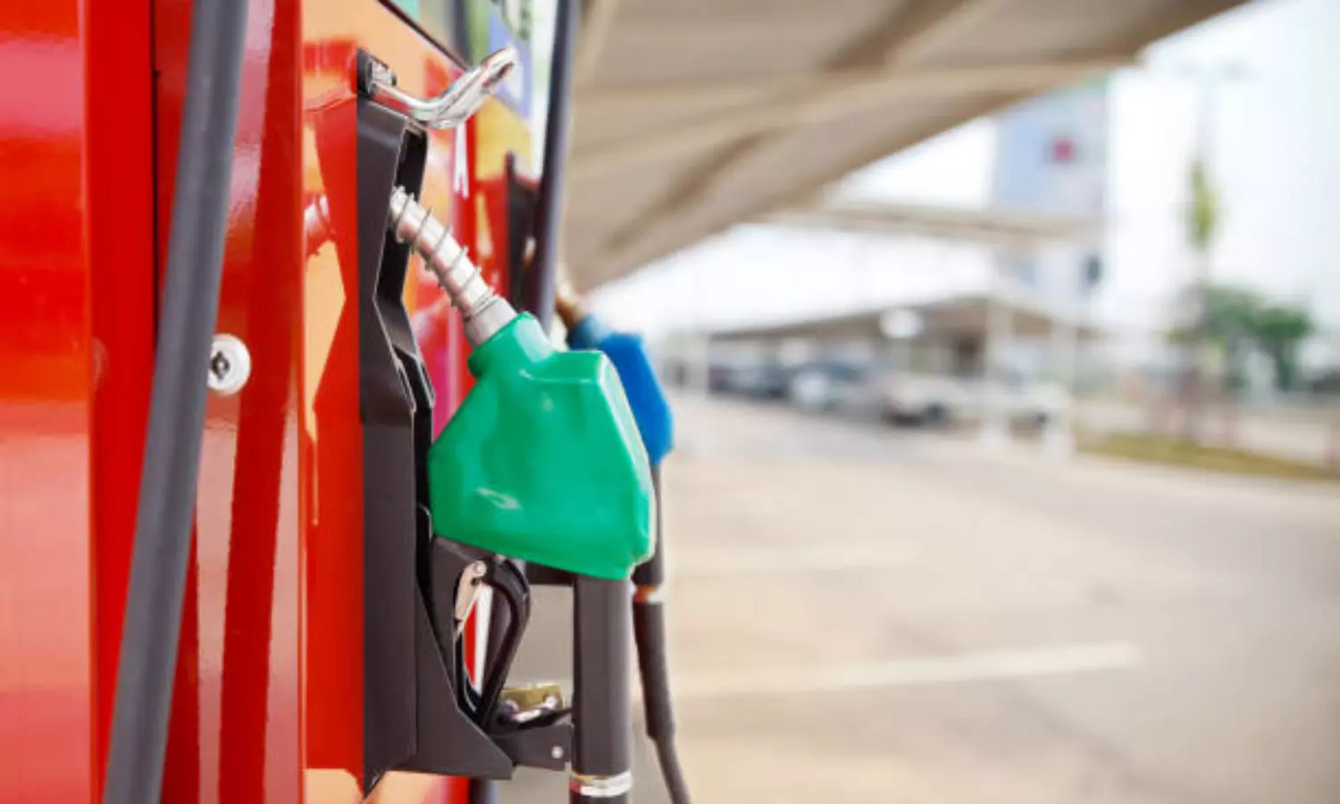 Manipur Valley petrol stations shut indefinitely following bomb blast