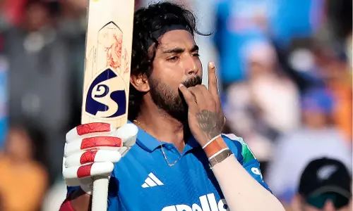 Rahul becomes 1st Indian wicketkeeper to score ODI century vs New Zealand Rahul becomes 1st Indian wicketkeeper to score ODI century vs New Zealand