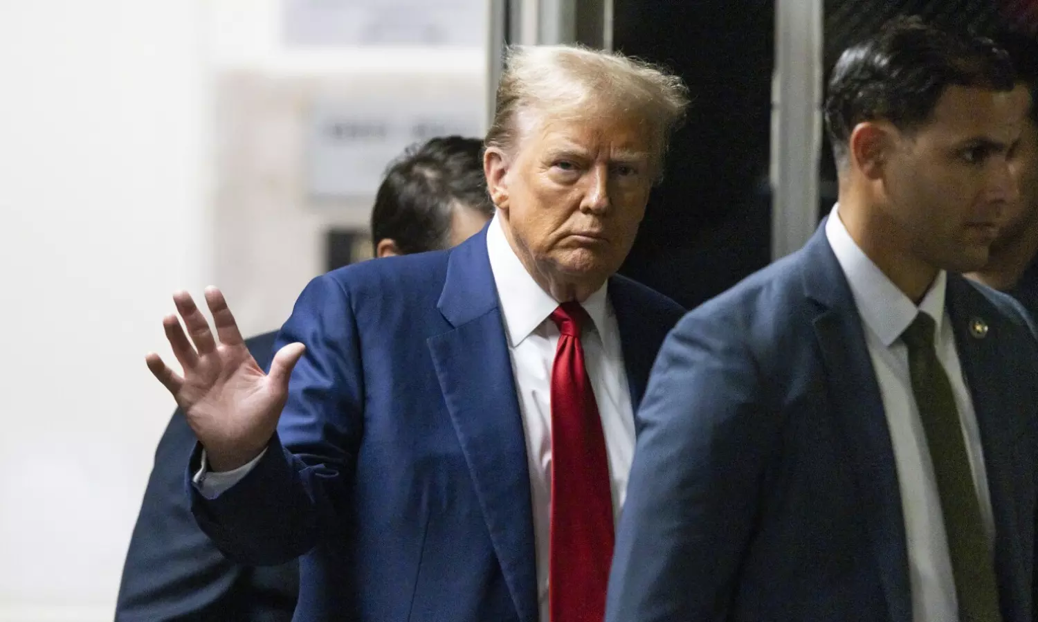 Democrats criticise Trump’s move to freeze immigrant visas