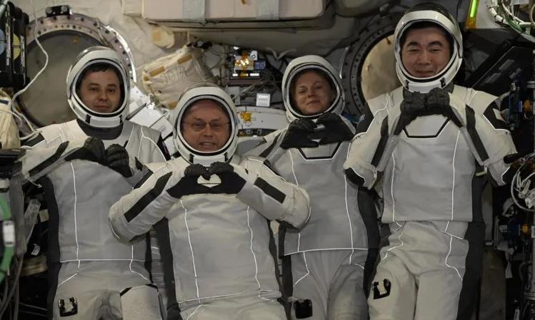 ISS crew return in possibly first ever medical evacuation from space