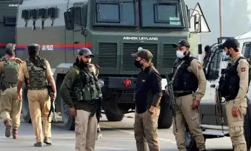 J&K mosque survey seeks IMEI, sect details, and names of relatives abroad—sparks privacy outrage