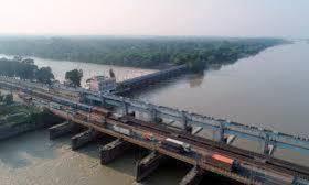 Bangladesh pushes Padma Barrage Project as Farrakka Water Treaty talks stall