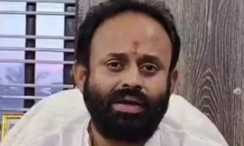 K’taka Police arrest Cong leader in Kerala for threatening woman official K’taka Police arrest Cong leader in Kerala for threatening woman official