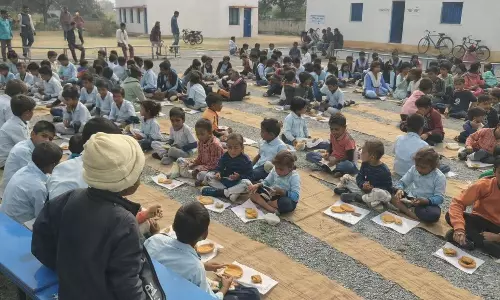 Govt school in BJP-ruled MP serves children mid-day meal on paper