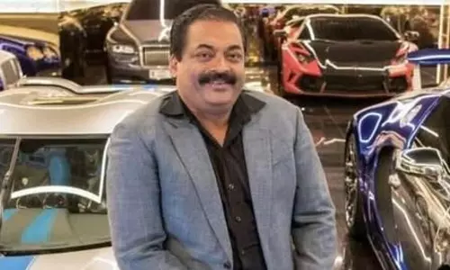 Kerala CM Pinarayi Vijayan seeks judicial probe into CJ Roys suicide during IT raid