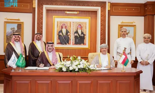 Saudi fund signs $40m deal to develop industrial city in Oman