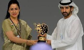 Indian teacher who painted educational murals in slums wins Global Teacher Prize