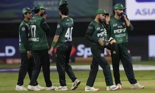 T20 WC: Pakistan survives Netherlands scare in opening game