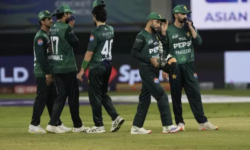 T20 WC: Pakistan govt allows team to play match against India
