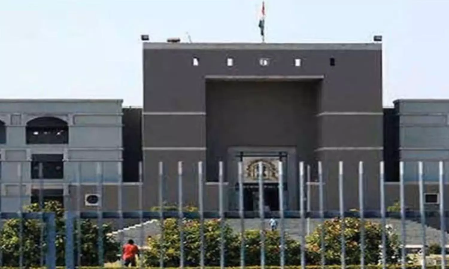 Gujarat HC rejects Muslim womans claim to ancestral property, citing alien joint family concept