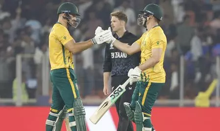 T20 WC: South Africa beats New Zealand by 7 wickets T20 WC: South Africa beats New Zealand by 7 wickets