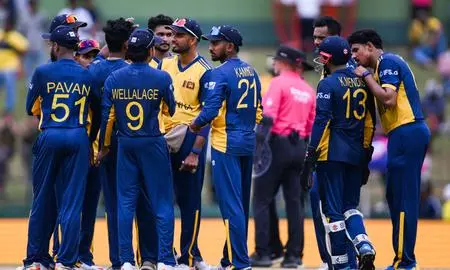 T20 WC: Sri Lanka crushes Australia to enter Super 8s T20 WC: Sri Lanka crushes Australia to enter Super 8s