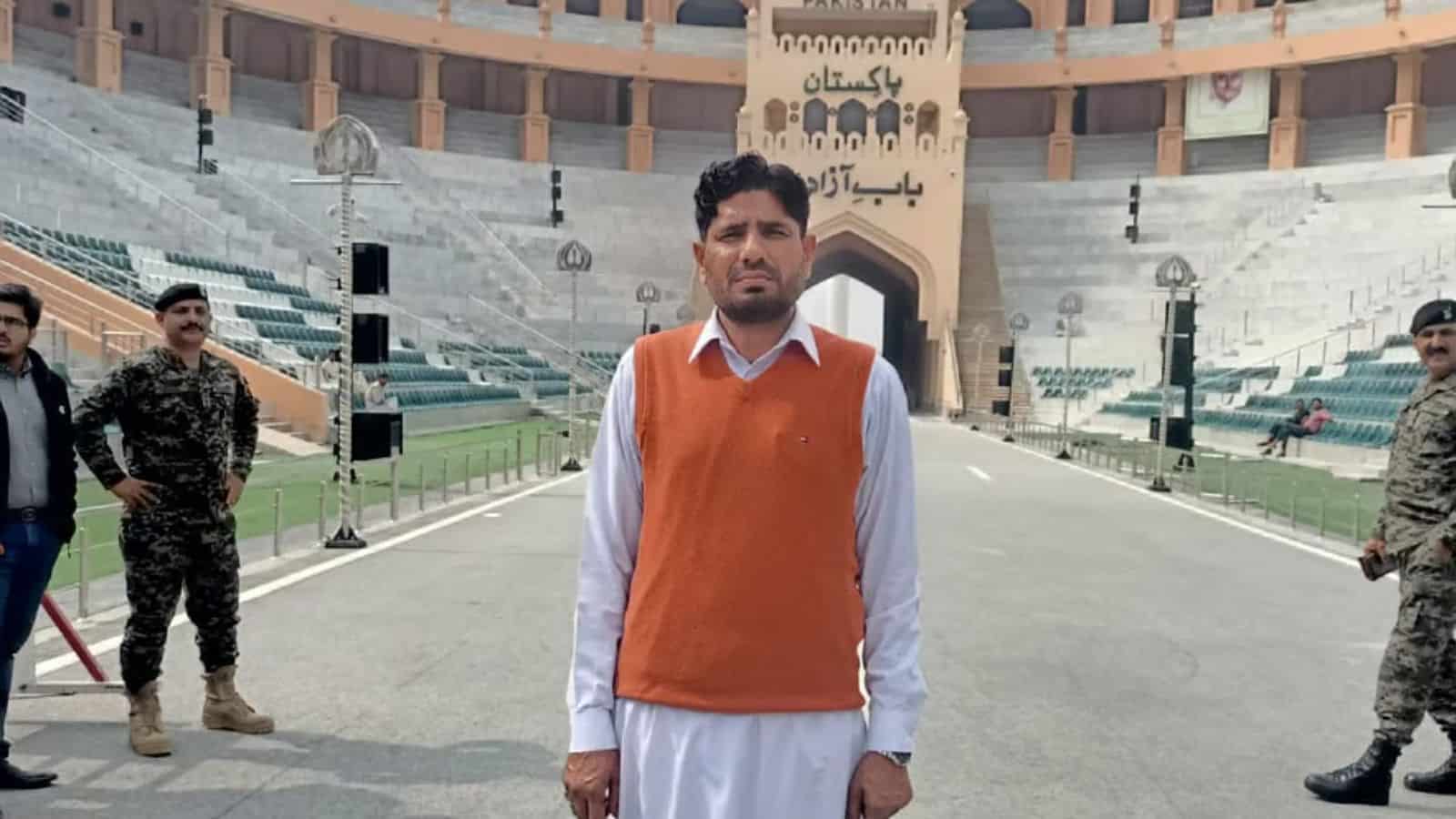 Pakistani spy deported after serving 17-yr sentence in UP