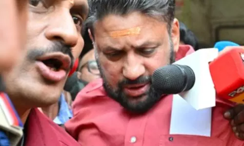 Tantri Rajeevar gets bail in Sabarimala gold theft case Tantri Rajeevar gets bail in Sabarimala gold theft case