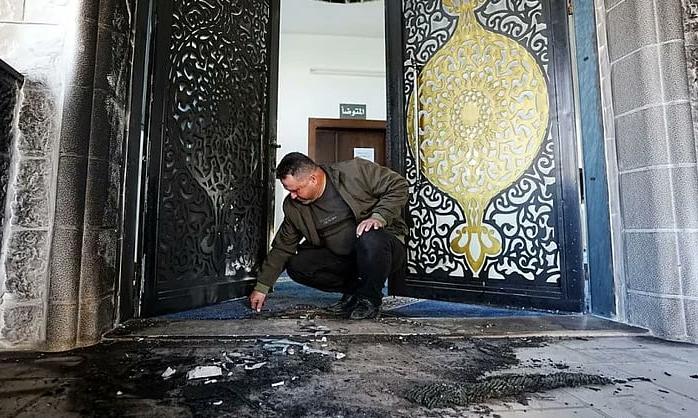 Israeli settlers torch Masjid in West Bank at beginning of Ramadan