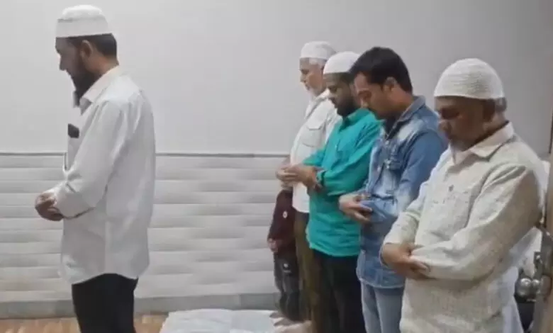 7 booked in Malegaon for unlawful assembly in municipality namaz case 7 booked in Malegaon for unlawful assembly in municipality namaz case