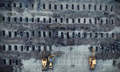 ‘Together in heaven’:Graves dug for children died in Iranian school attack ‘Together in heaven’:Graves dug for children died in Iranian school attack