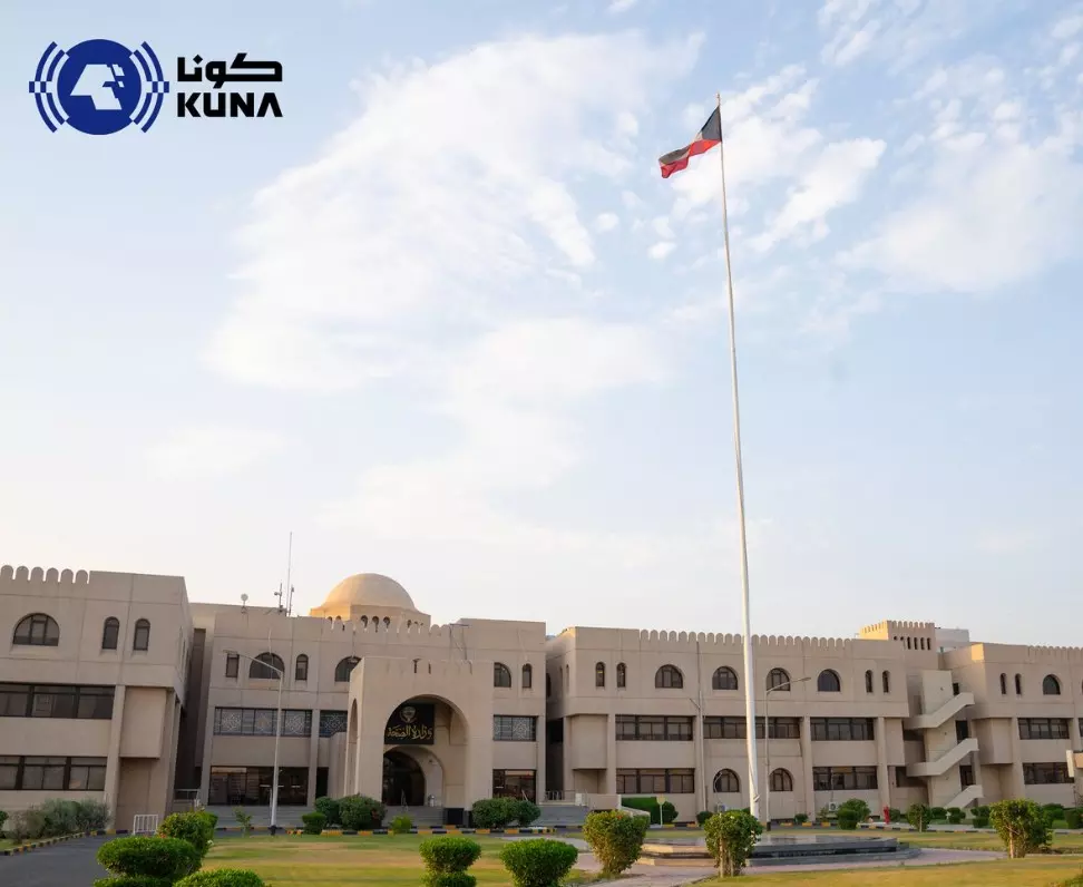 Kuwait: 11-year-old girl dies from shrapnel wounds Kuwait: 11-year-old girl dies from shrapnel wounds