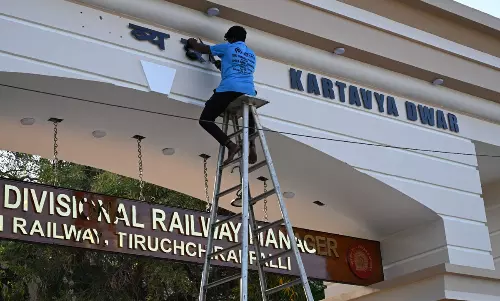 Southern Railway removes ‘Kartavya Dwar’ sign amid Hindi imposition row