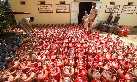 Middle East tensions push LPG prices up: Rs 60 hike for households, Rs 114.5 for commercial cylinders