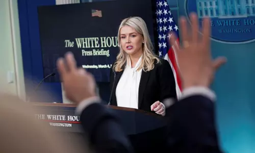 White House pushes back against US media criticism on Iran war
