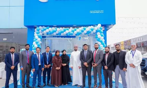 LuLu Exchange opens Mabelah center, relocates Tharmad branch in Oman