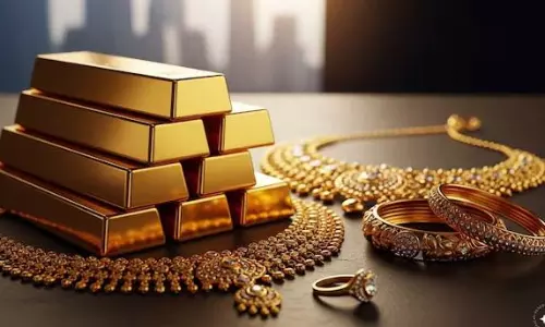 Gold prices fall sharply in Kerala; lowest level this month