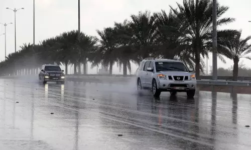 Orange alert issued as rain, strong winds sweep across UAE