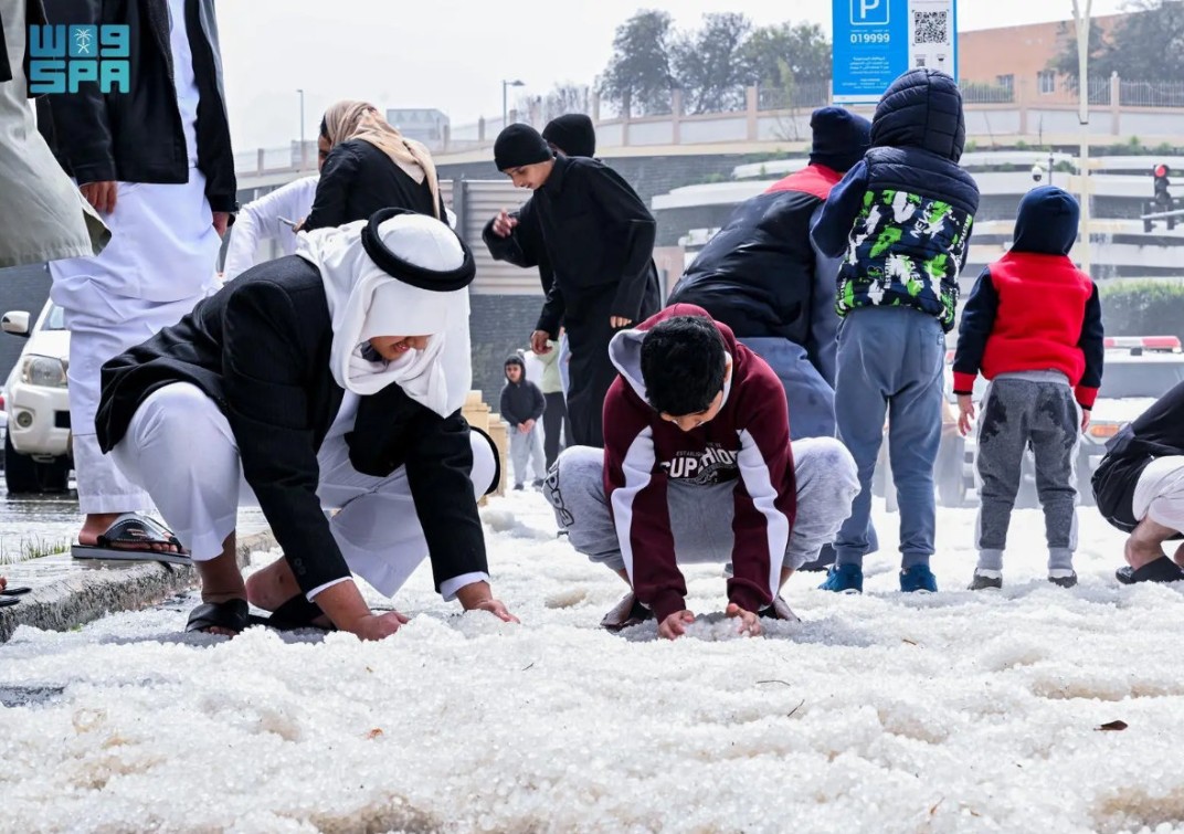 Saudi: Thunderstorms, heavy rain to hit several regions until Saturday