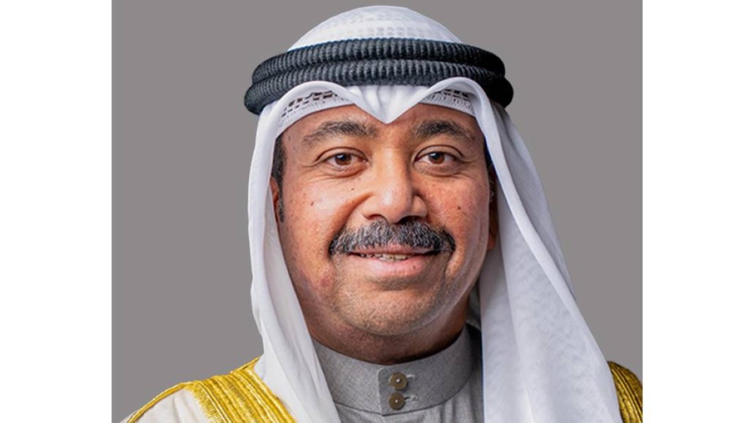 Kuwait Defense minister visits injured personnel after drone attack