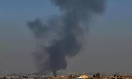 Syria closes key border crossing with Lebanon after Israeli strike warning Syria closes key border crossing with Lebanon after Israeli strike warning