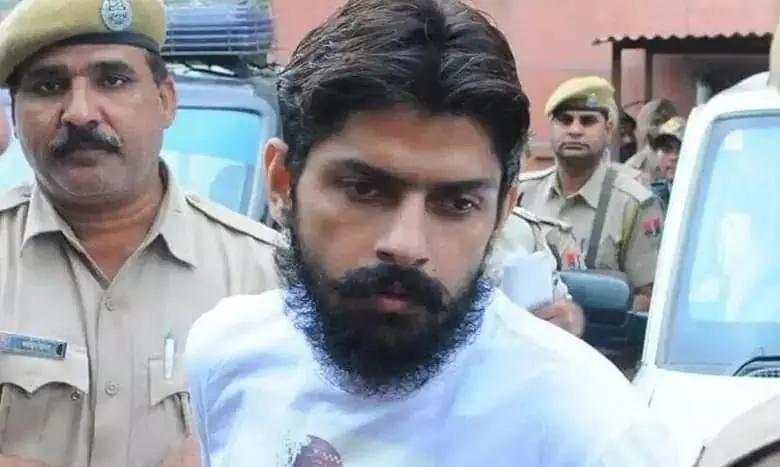 4 arrested for displaying Lawrence Bishnoi poster at Hyderabad 4 arrested for displaying Lawrence Bishnoi poster at Hyderabad