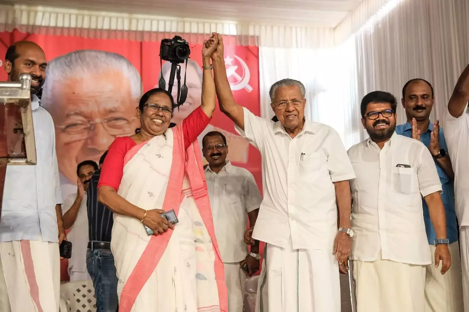 Fierce battle in Kerala as poll campaigns enter last stretch Fierce battle in Kerala as poll campaigns enter last stretch