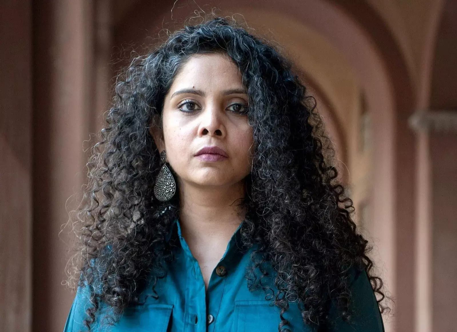 Delhi HC terms Rana Ayyubs old tweets on Savarkar derogatory, seeks action