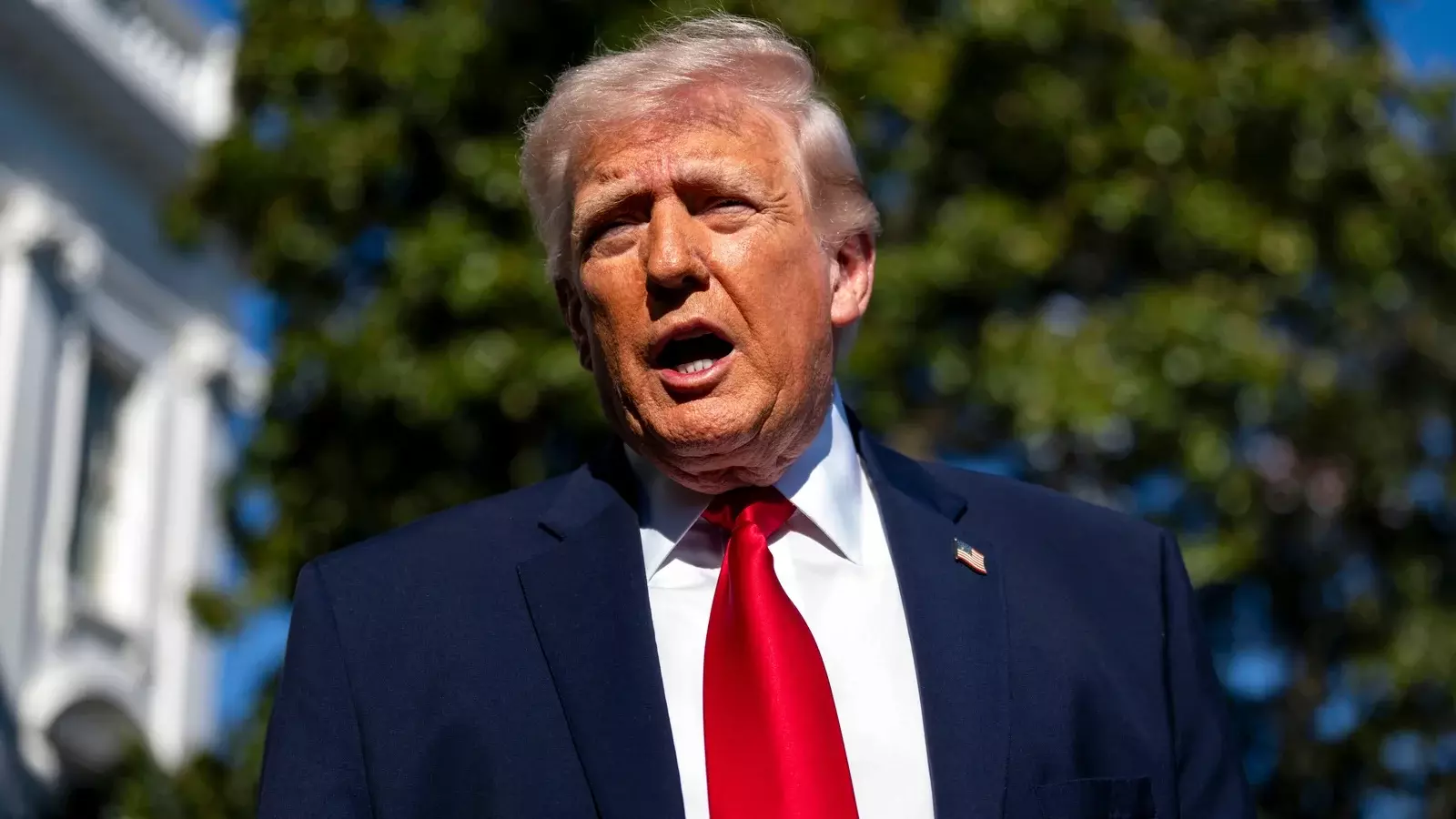 Trump orders immediate blockade of Strait of Hormuz after talks fail Trump orders immediate blockade of Strait of Hormuz after talks fail