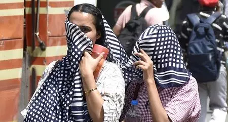 Weather alerts issued in 12 Kerala districts amid scorching heat in state Weather alerts issued in 12 Kerala districts amid scorching heat in state