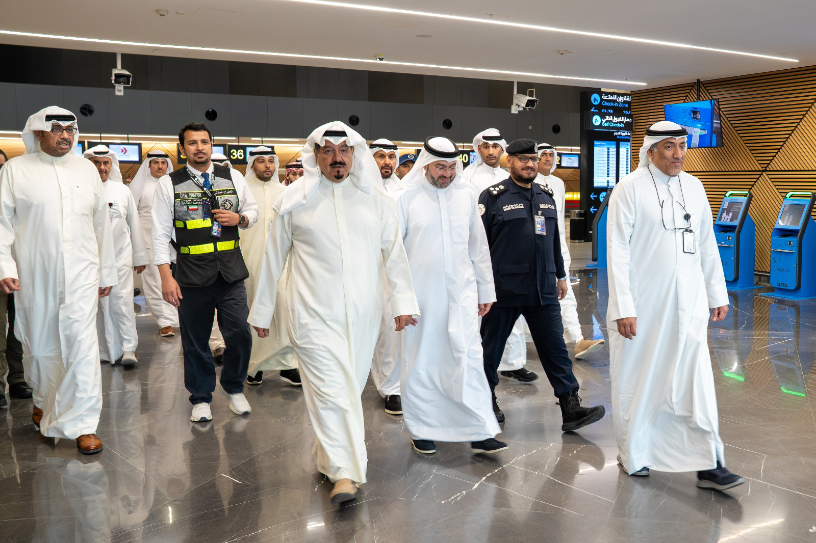 Kuwait PM inspects airport readiness for reopening