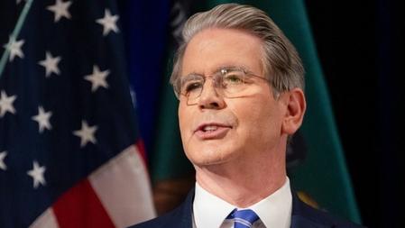 US imposes sanctions on China refinery over Iran oil trade