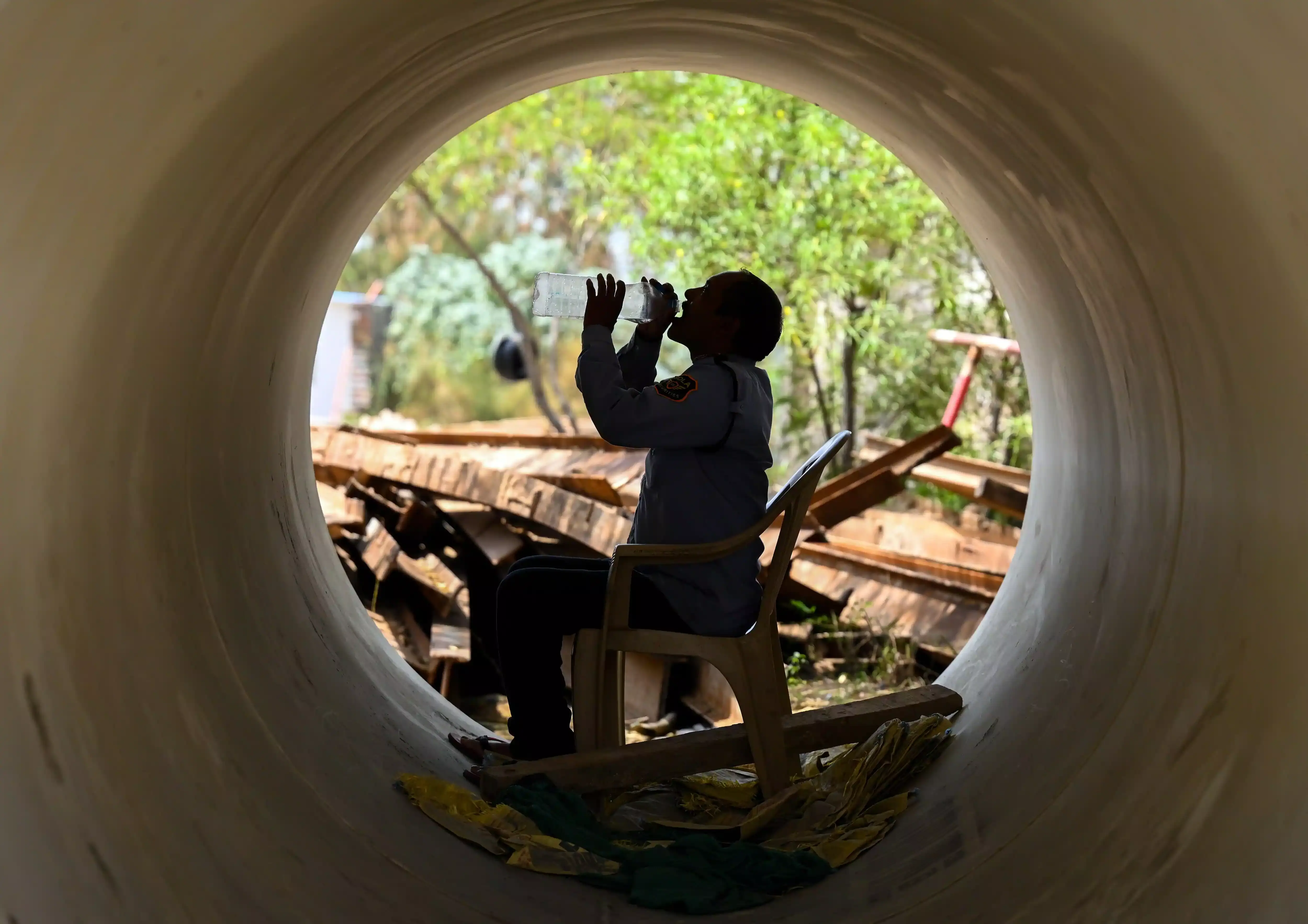 Govt mandates water, rest, flexible work hrs for workers amid heatwave