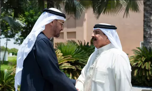 UAE, Bahrain leaders hold talks in Abu Dhabi