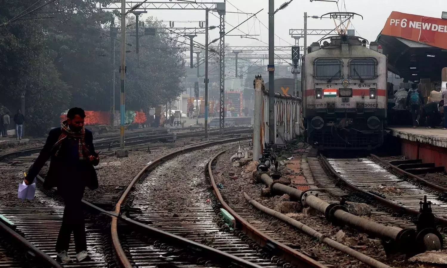 Muslim cleric thrown off from train to death in Uttar Pradesh