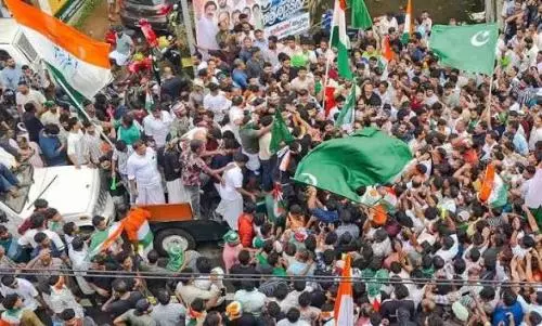 Kerala polls: Cong-led UDF makes massive lead in 1st hours
